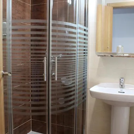 Casa de hóspedes Madrid 2*