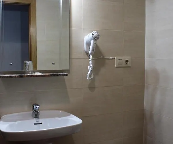 马德里旅馆 招待所 2*