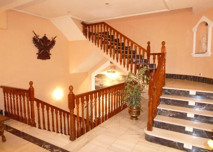 马德里旅馆 招待所 2*